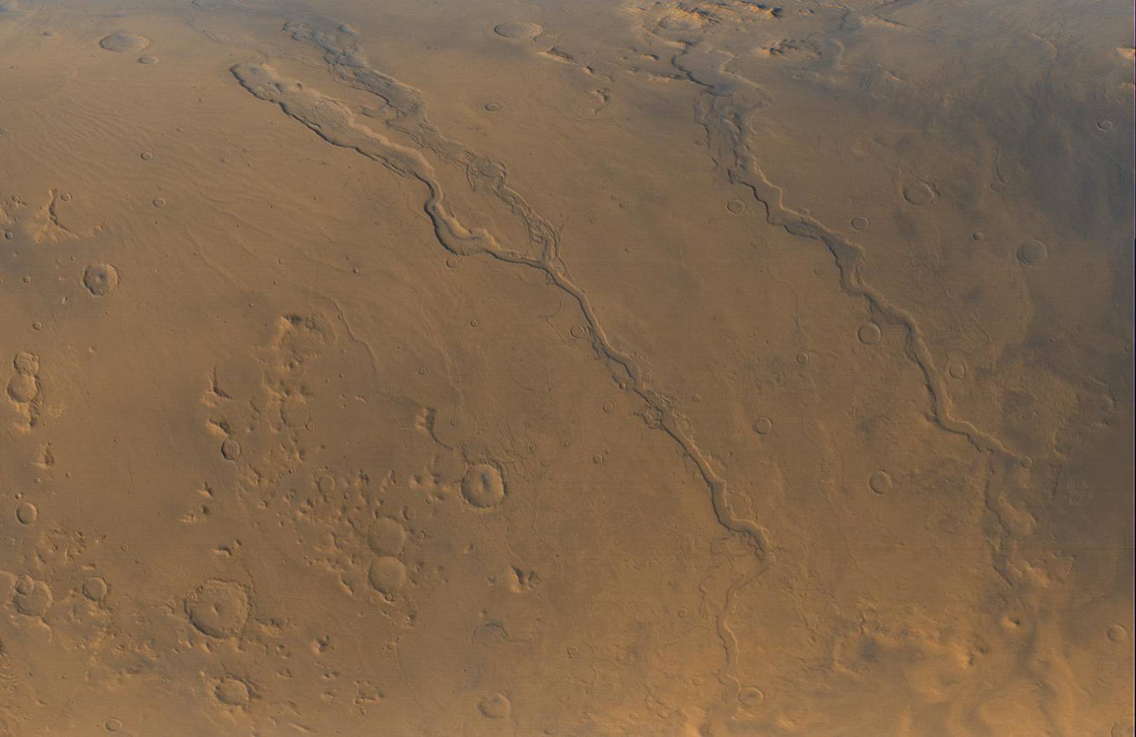 Следы древних речных систем Марса.