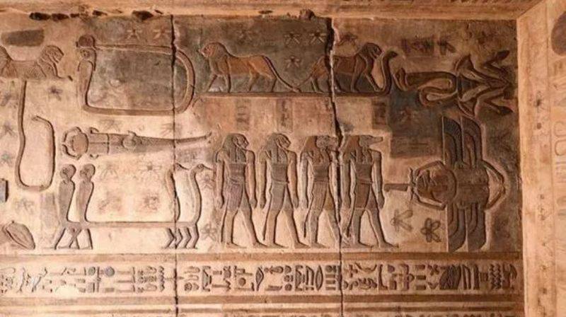 В древнеегипетском храме обнаружили неизвестные созвездия