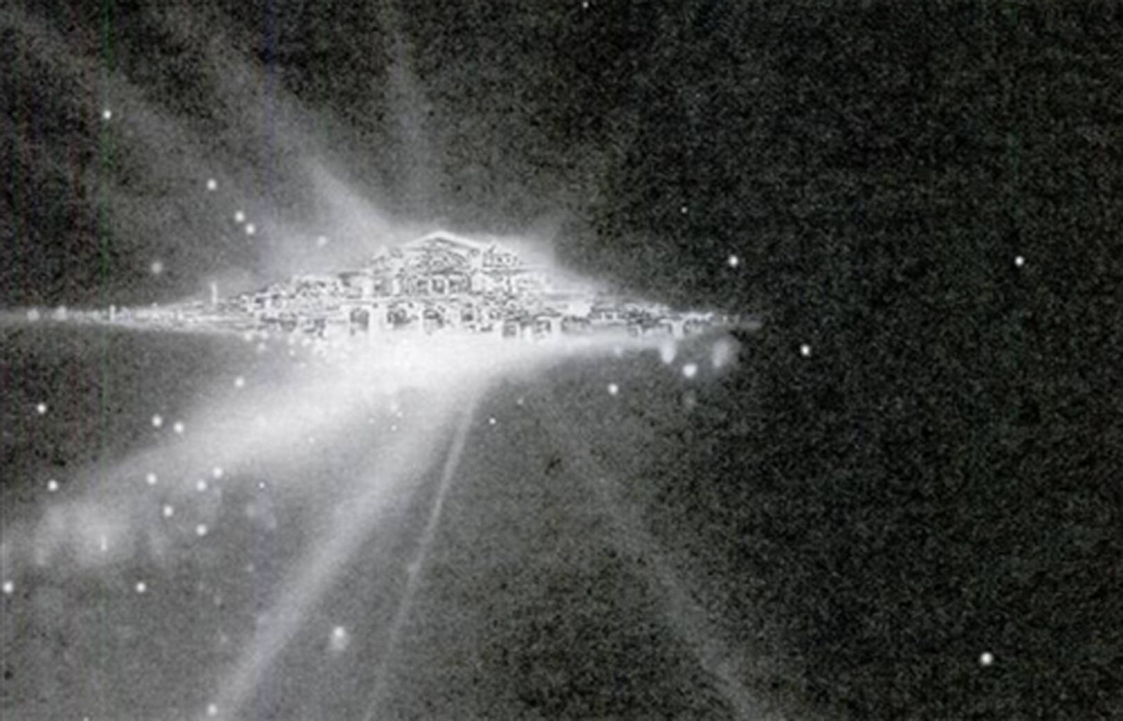 Обитель богов. Огромная конструкция, раскинувшаяся в просторах Космоса на многие миллиарды километров, сияла неземным светом. /watchinese.com/