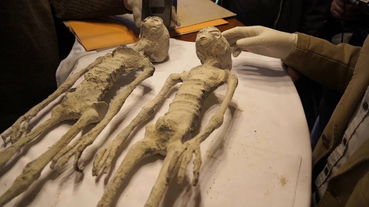 Трехпалые мумии Перу