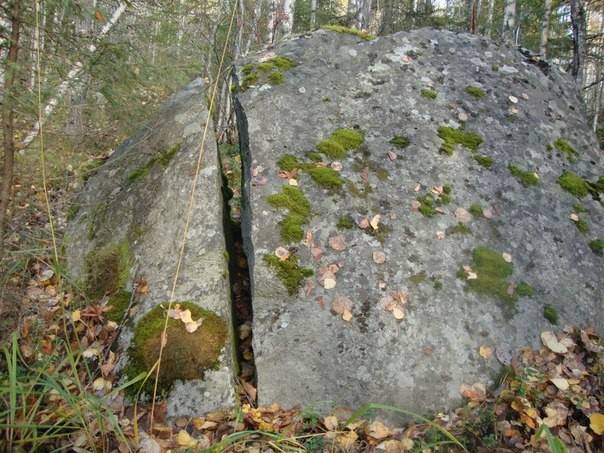 древние камни