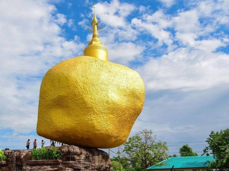 Золотой камень Будды, Мьянма
