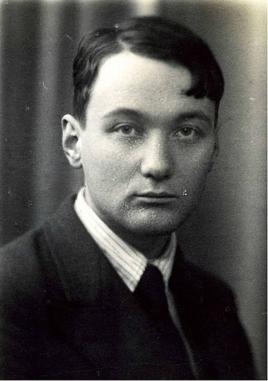 Лев Никола́евич Гумилёв советский и российский учёный, писатель и переводчик. 