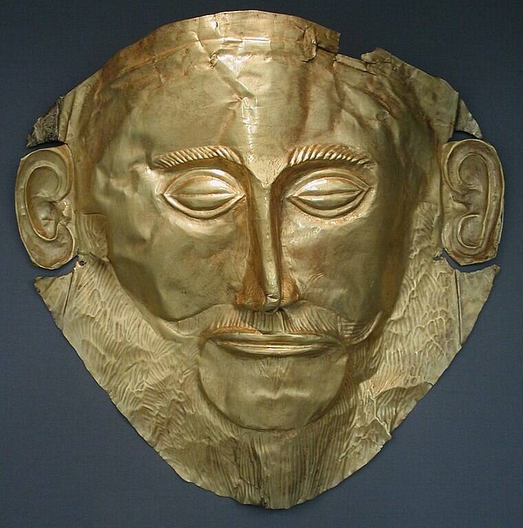 Маска ахейского царя Агамемнона. Источник: https://ru.wikipedia.org/wiki/Ахейцы